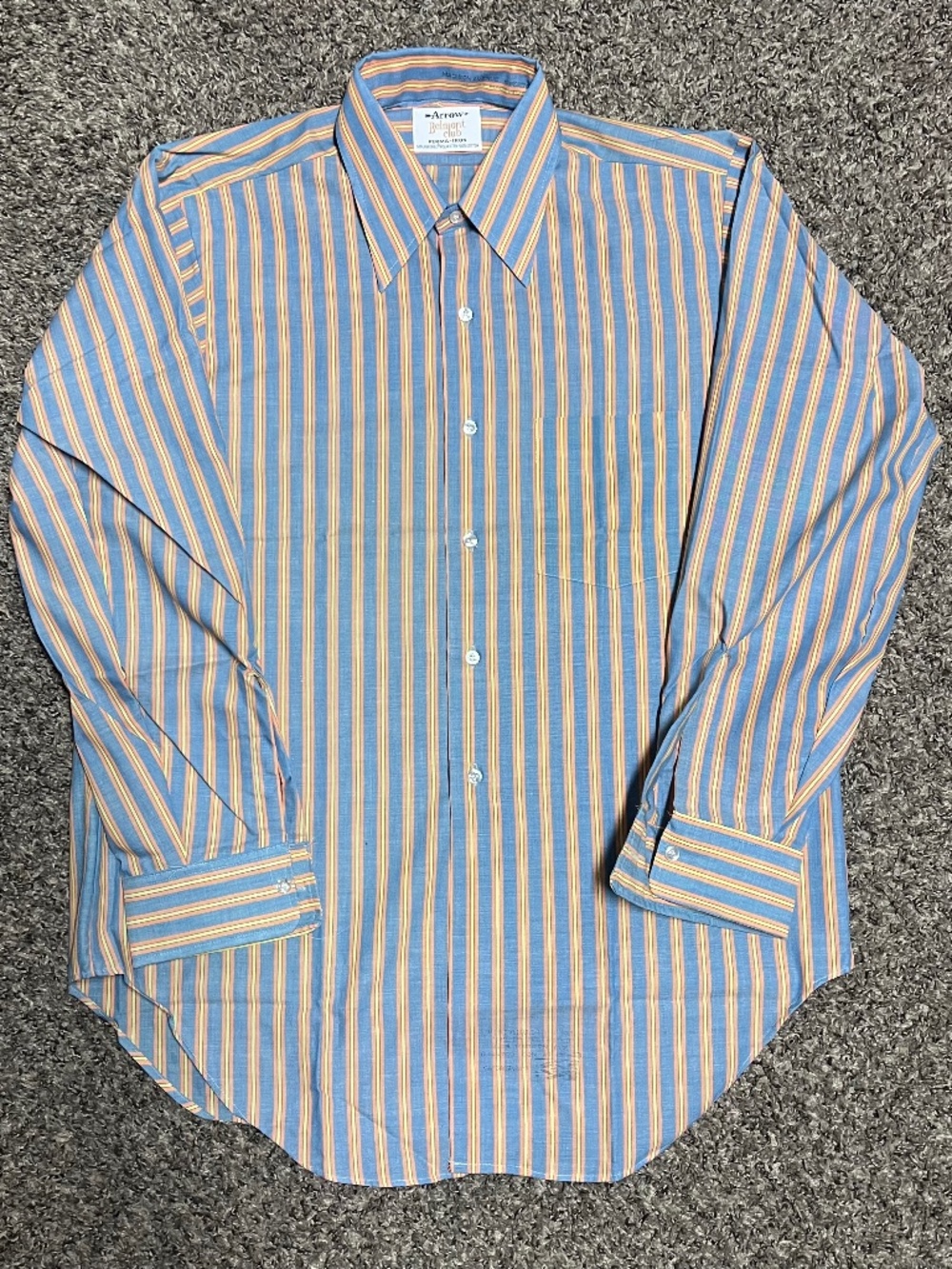 1970’s Vintage Arrow Belmont Club Button Up Shirt Size 15 1/2 - 33